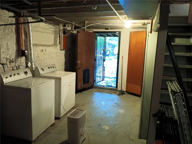 $149,000 | 423 North Brighton Avenue, Kansas City, MO 64123