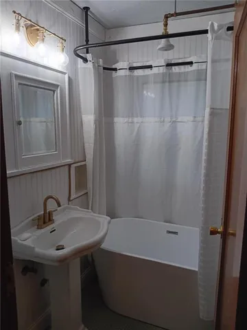 $149,000 | 423 North Brighton Avenue, Kansas City, MO 64123