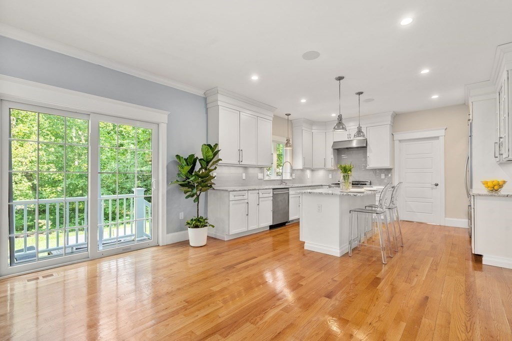 116 School Street Lexington, MA 02421 - Photo 7 of 33