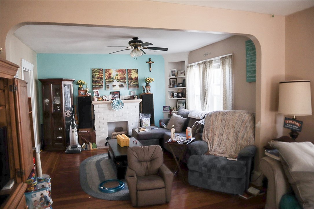 68 5th Avenue Woonsocket, RI 02895 - Photo 25 of 34