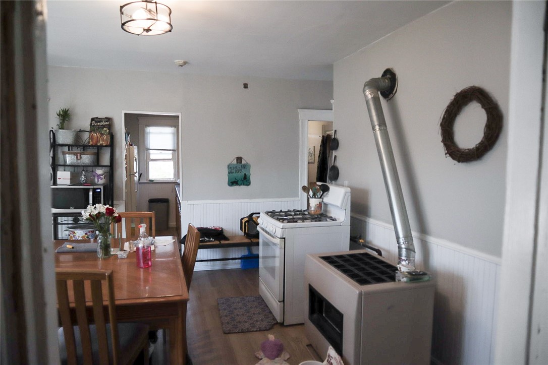 68 5th Avenue Woonsocket, RI 02895 - Photo 3 of 34