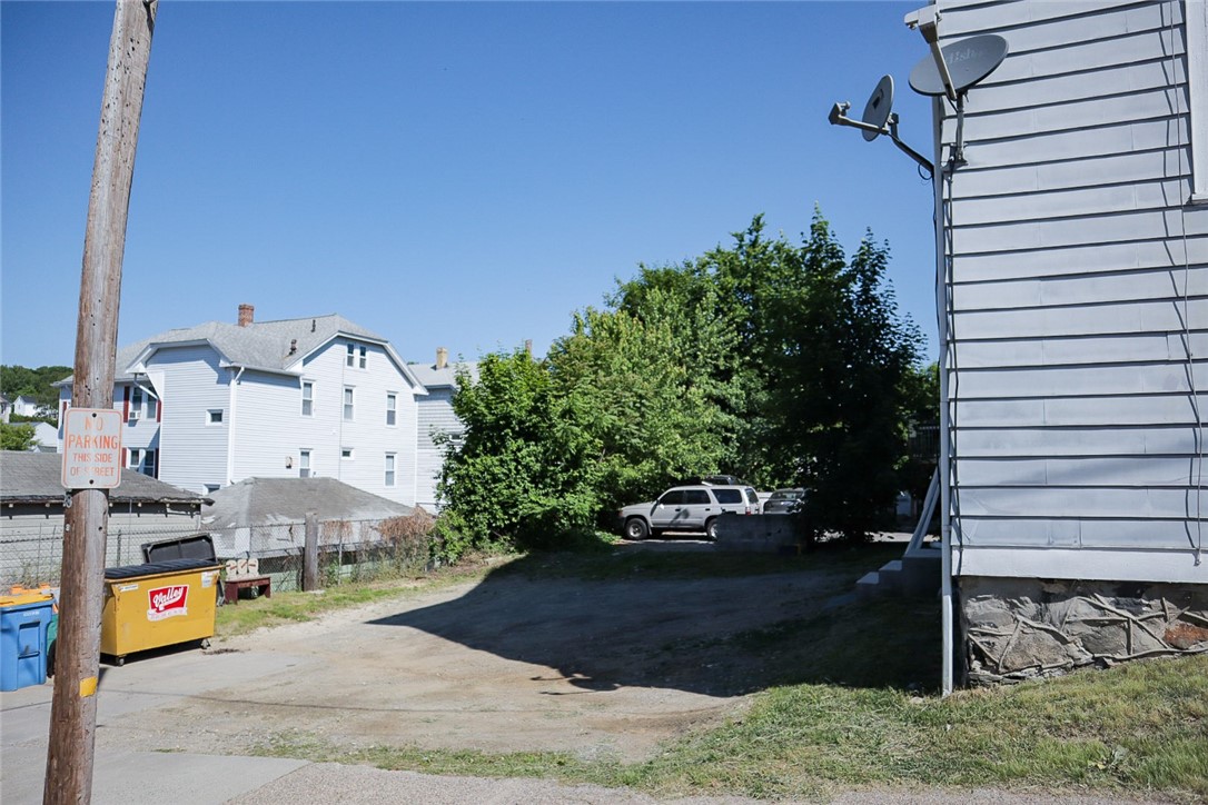 68 5th Avenue Woonsocket, RI 02895 - Photo 34 of 34