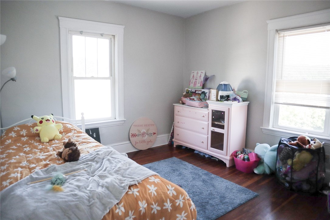 68 5th Avenue Woonsocket, RI 02895 - Photo 6 of 34