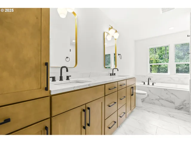 $599,900 | 234 Southeast 29th Street, Gresham, OR 97080