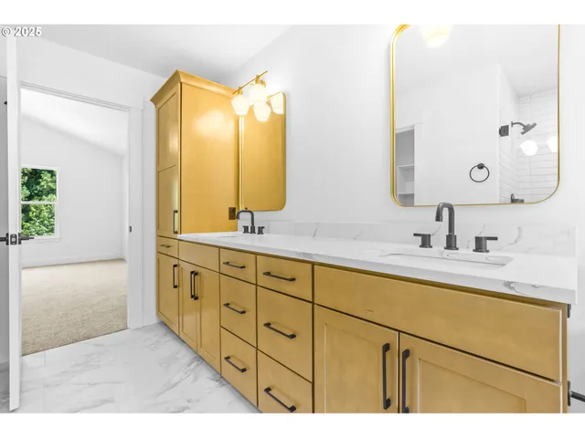 $599,900 | 234 Southeast 29th Street, Gresham, OR 97080