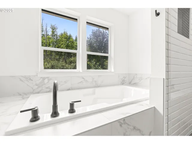 $599,900 | 234 Southeast 29th Street, Gresham, OR 97080