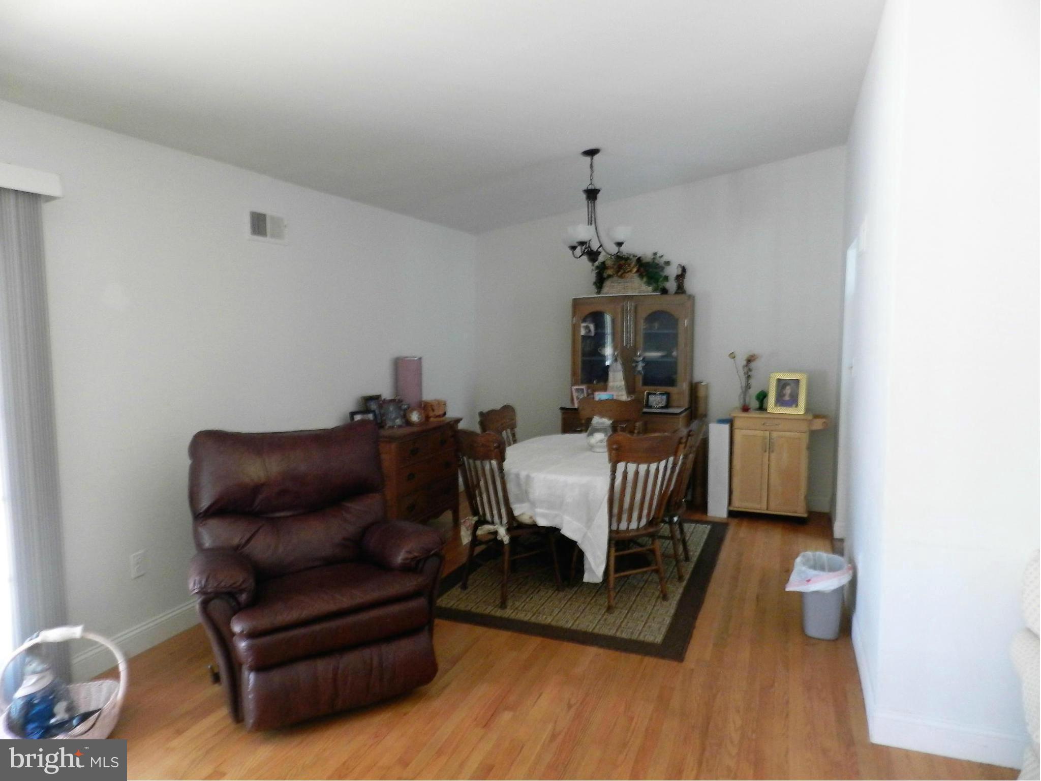 8 Marigold Court Silver Spring, MD 20906 - Photo 12 of 18 Interior (General)