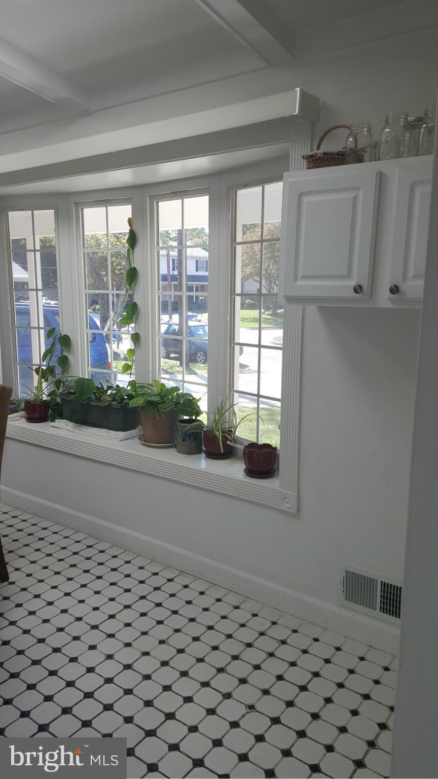 8 Marigold Court Silver Spring, MD 20906 - Photo 14 of 18 Interior (General)