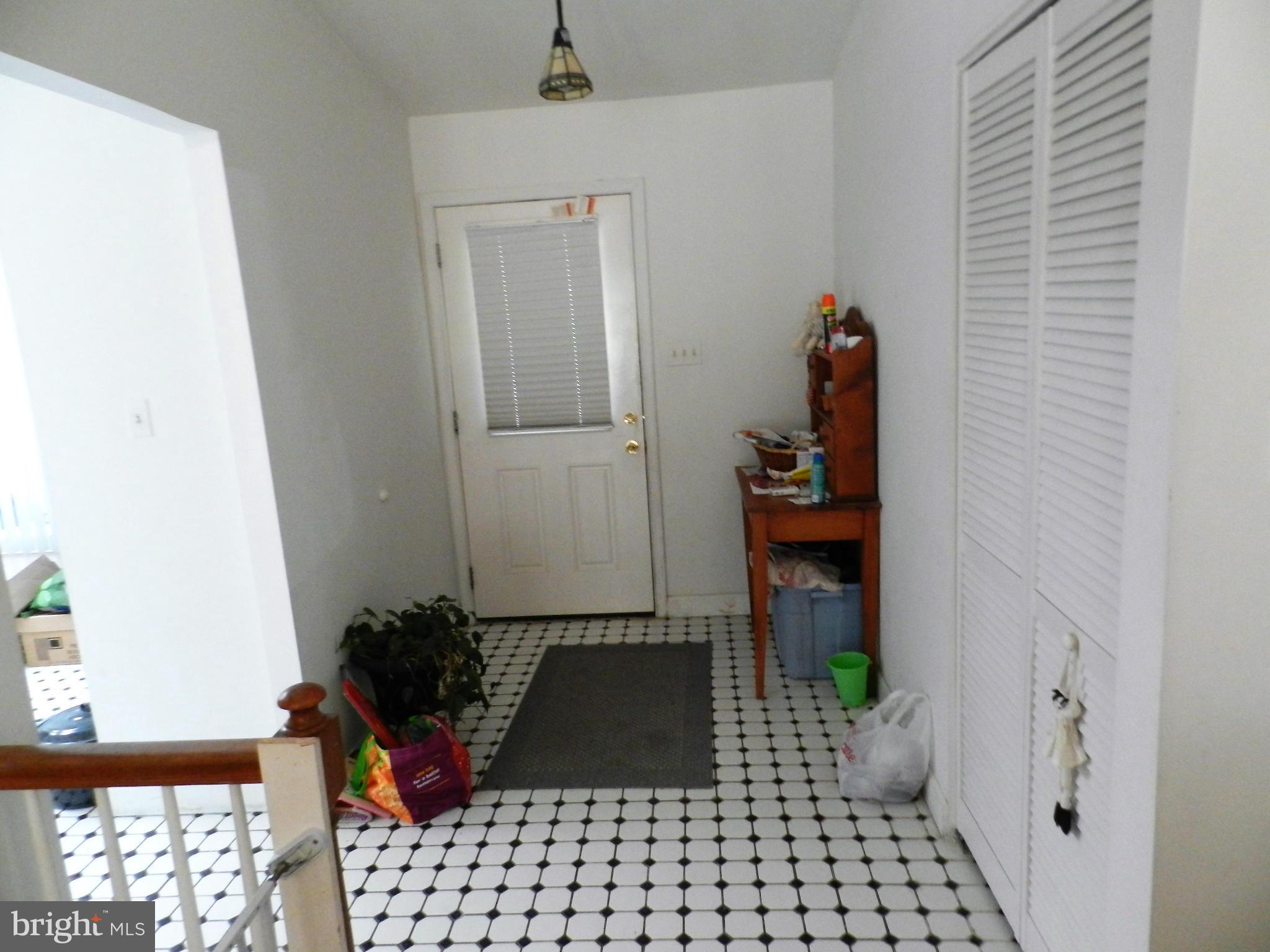 8 Marigold Court Silver Spring, MD 20906 - Photo 8 of 18 Interior (General)
