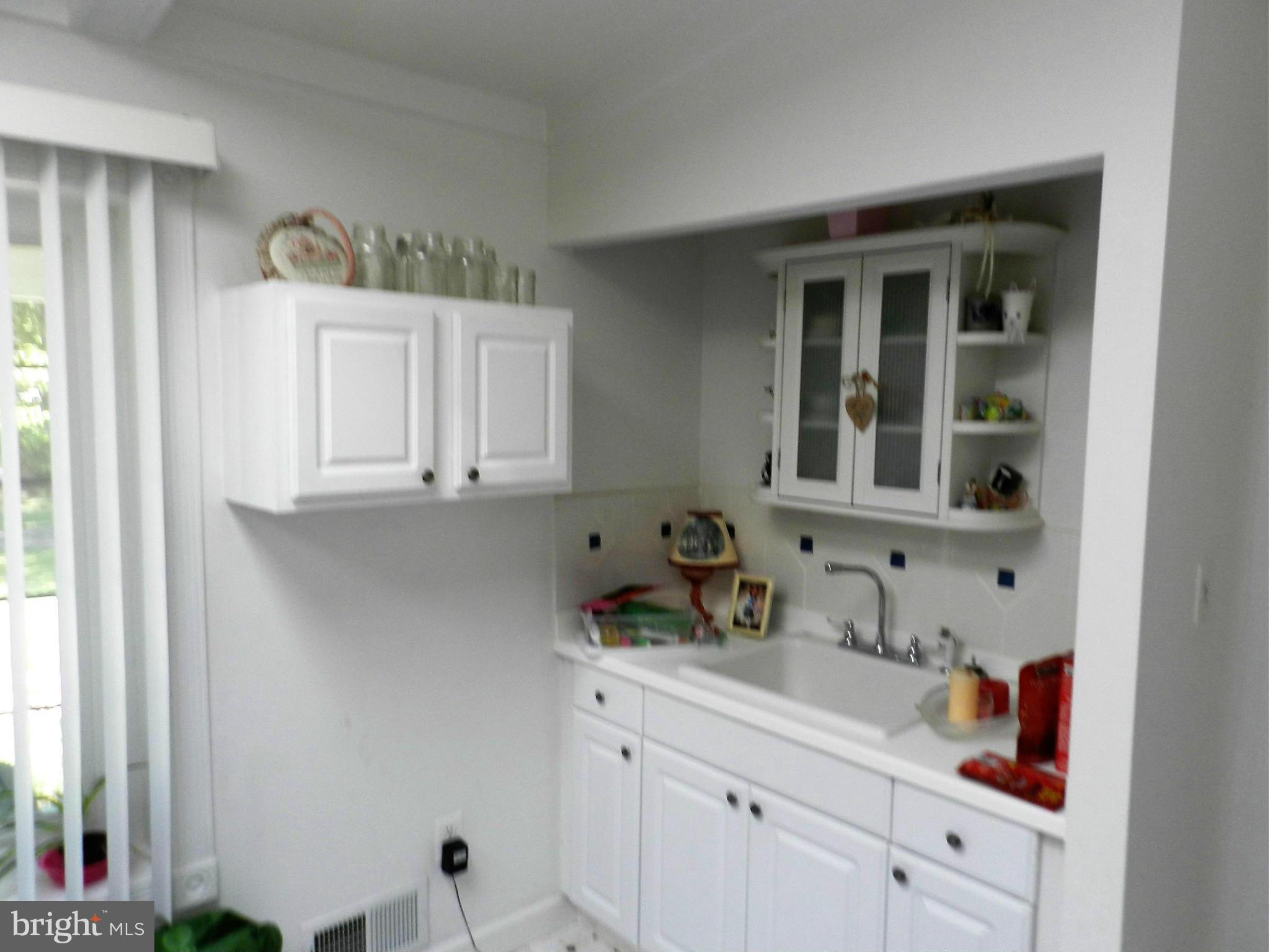 8 Marigold Court Silver Spring, MD 20906 - Photo 10 of 18 Bath
