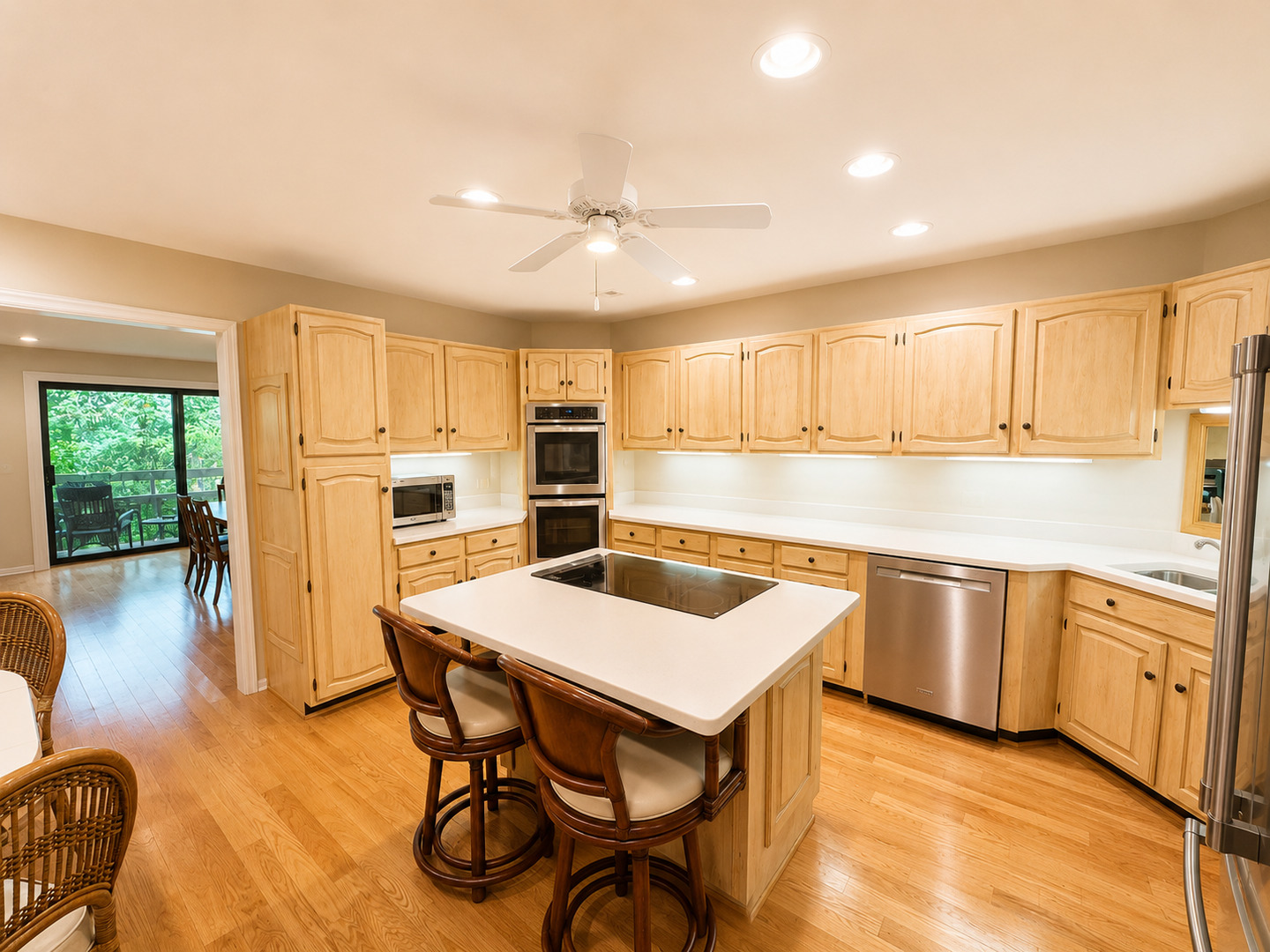 1401 Burr Oak Road, Unit 303B Hinsdale, IL 60521 - Photo 5 of 12