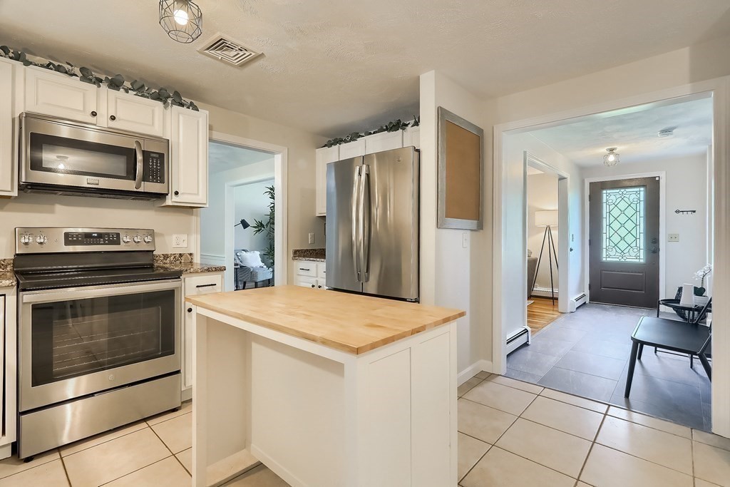 2 Whitewood Road Milford, MA 01757 - Photo 10 of 38 Gallery Image 10