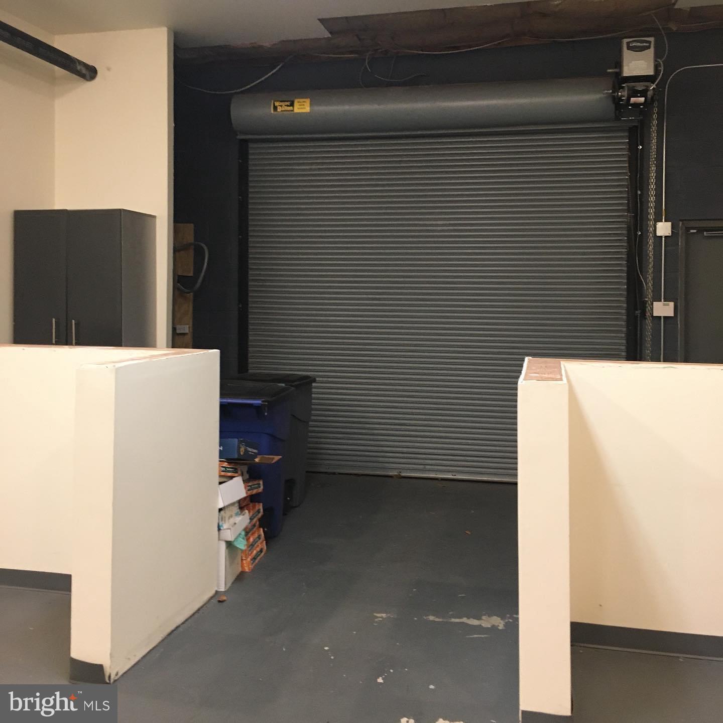 619 Hope Street Philadelphia, PA 19123 - Photo 2 of 7