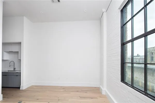 $2,300 | 510 Julia Street, Unit 201, New Orleans, LA 70130