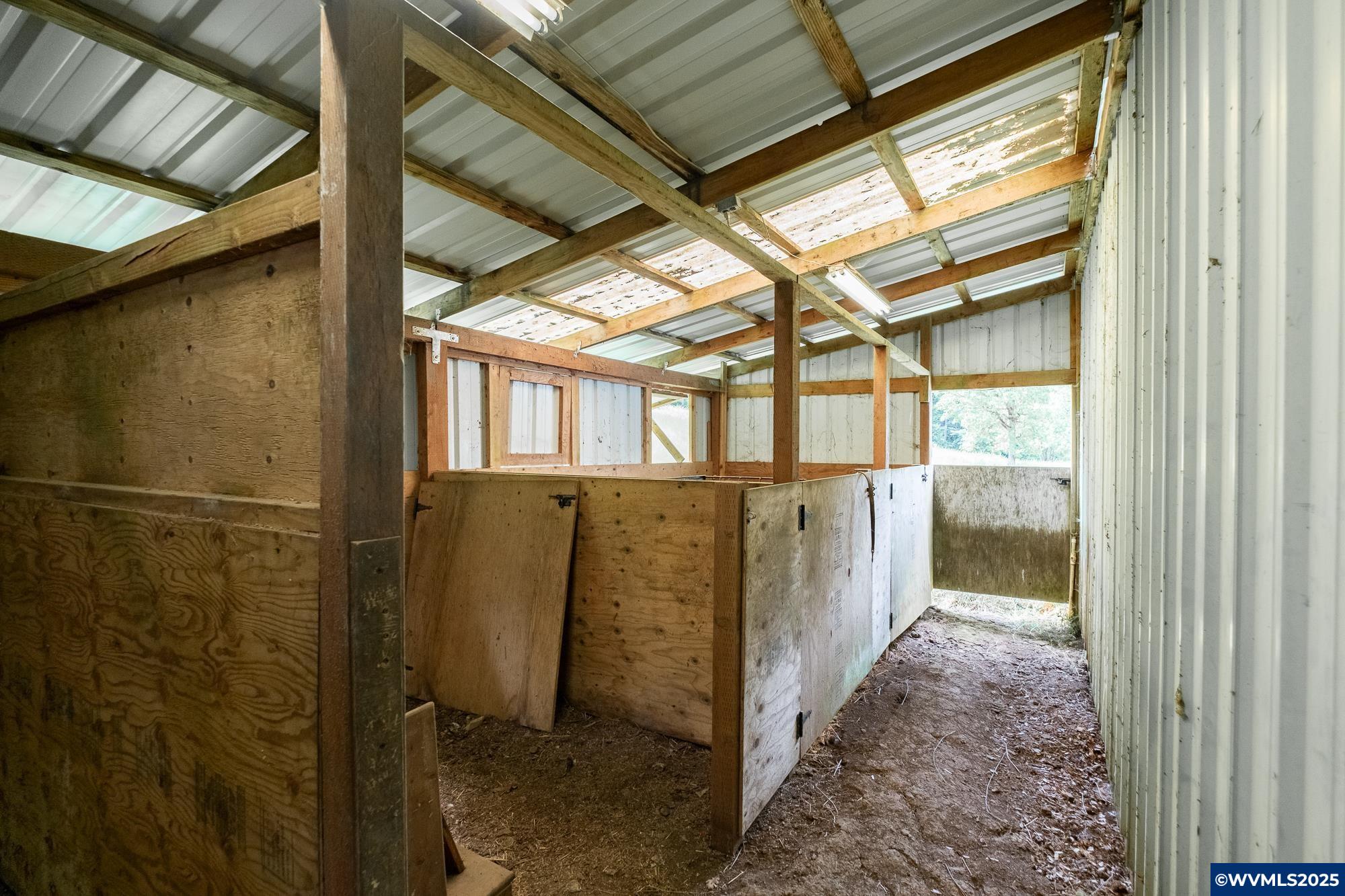 36279 Middle Ridge Road Lebanon, OR 97355 - Photo 45 of 50