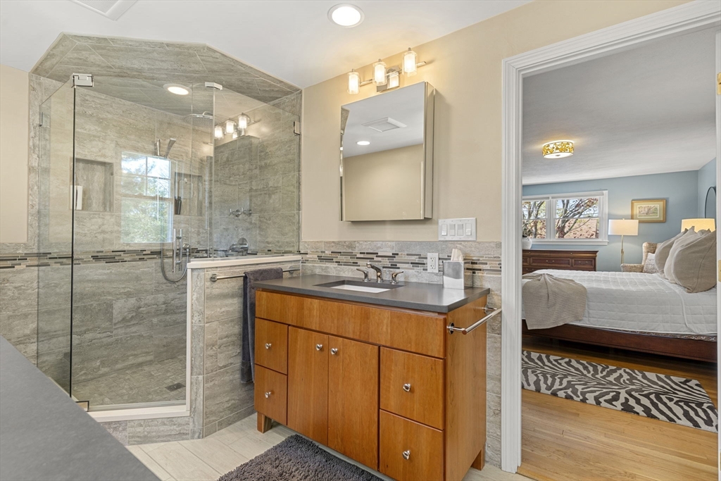 30 Thompson Road Marblehead, MA 01945 - Photo 23 of 41