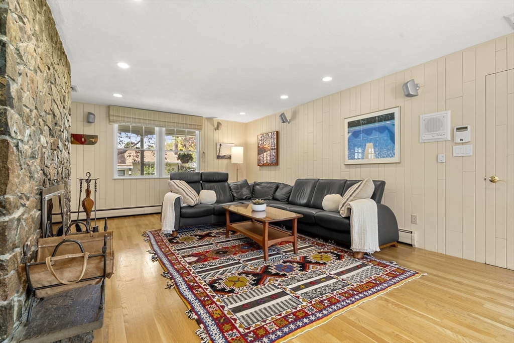 30 Thompson Road Marblehead, MA 01945 - Photo 6 of 41