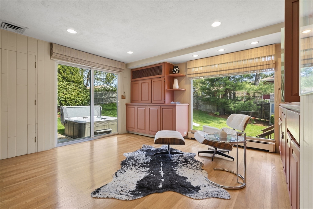 30 Thompson Road Marblehead, MA 01945 - Photo 7 of 41