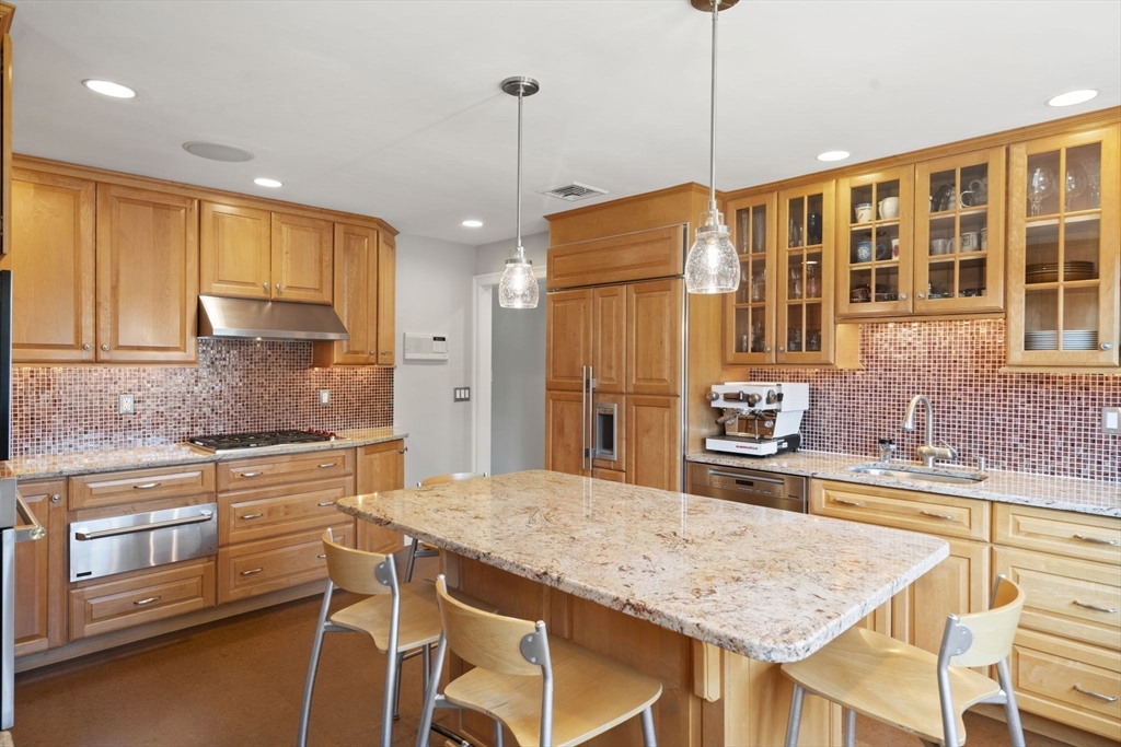 30 Thompson Road Marblehead, MA 01945 - Photo 8 of 41