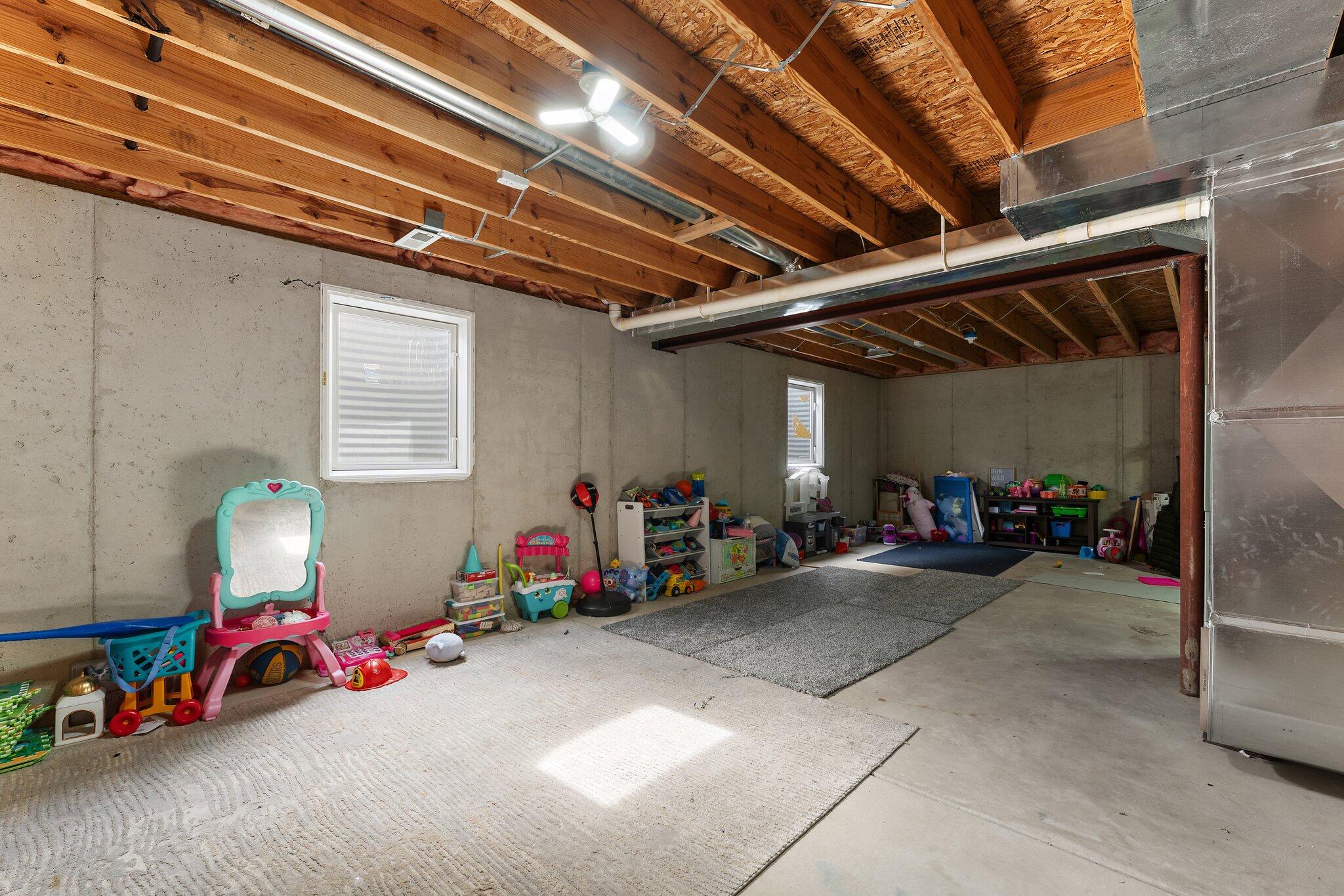 10312 Nelson Street Crown Point, IN 46307 - Photo 28 of 38 2048x1365