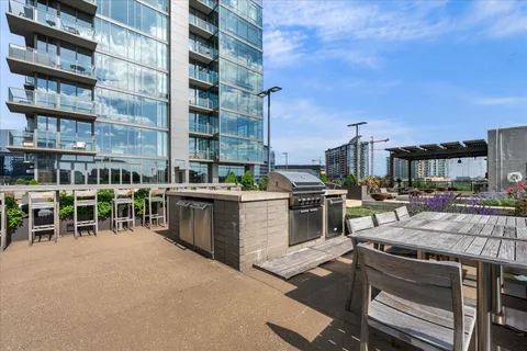 $479,000 | 1212 Laurel Street, Unit 906, Nashville, TN 37203
