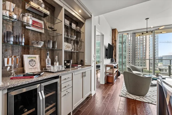 $499,000 | 1212 Laurel Street, Unit 906, Nashville, TN 37203