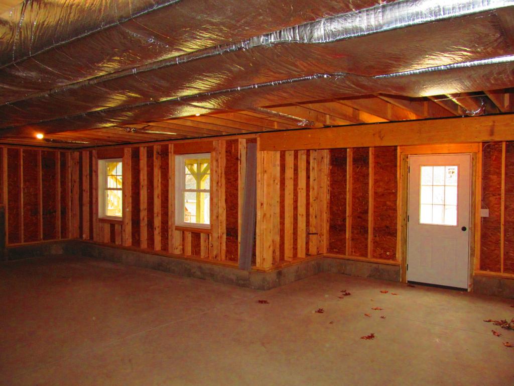 214 Dallaire Street Manchester, NH 03104 - Photo 31 of 31