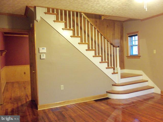 349 Front Street Lititz, PA 17543 - Photo 3 of 20