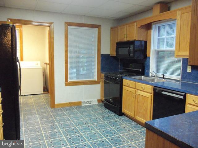349 Front Street Lititz, PA 17543 - Photo 5 of 20