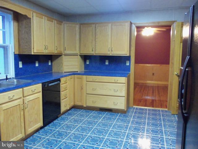349 Front Street Lititz, PA 17543 - Photo 6 of 20