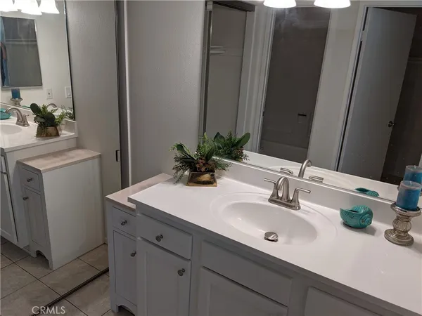 $2,350 | 23224 Orange, Lake Forest, CA 92630