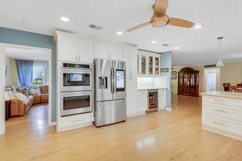 $1,150,000 | 4877 Northlake Boulevard, Palm Beach Gardens, FL 33418