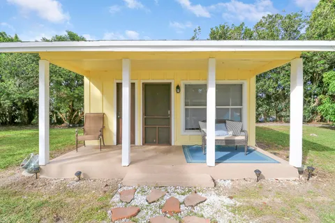 $1,150,000 | 4877 Northlake Boulevard, Palm Beach Gardens, FL 33418