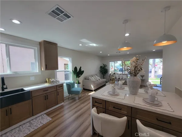 $889,999 | 3140 Golden, Long Beach, CA 90806