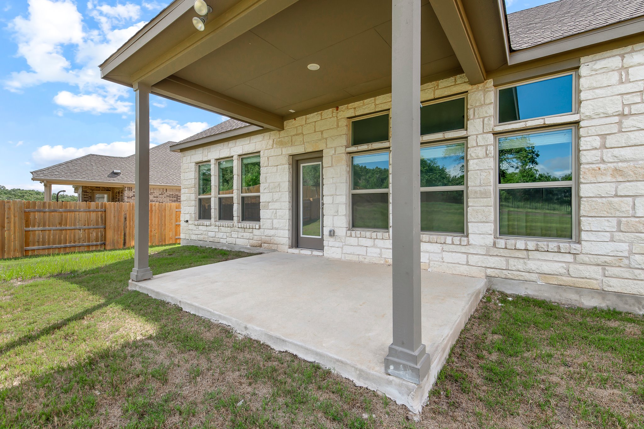 1128 Ridge Runner Drive Georgetown, TX 78628 - Photo 33 of 40 View of patio / terrace