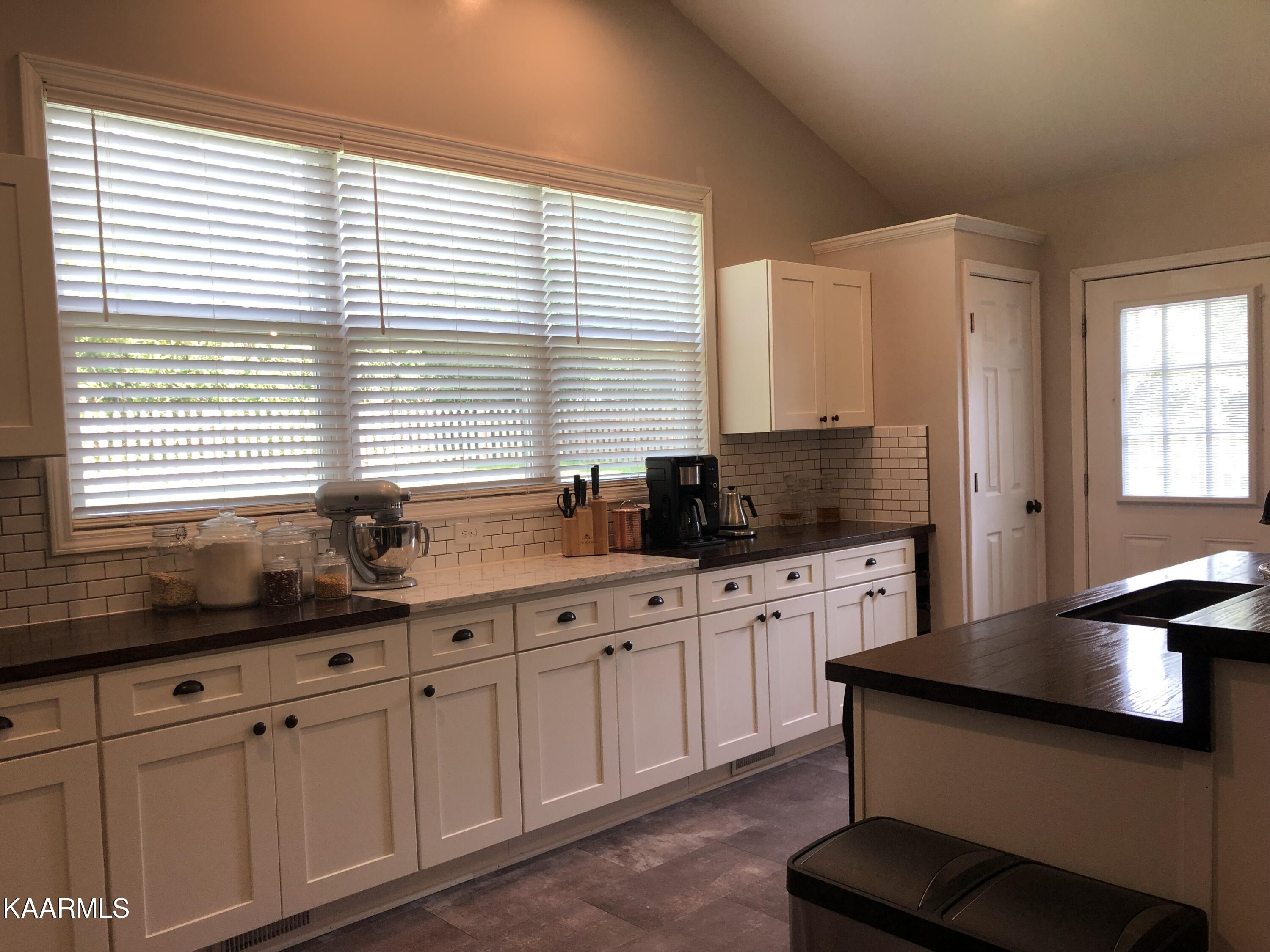 Great Cabinet and Counter Space