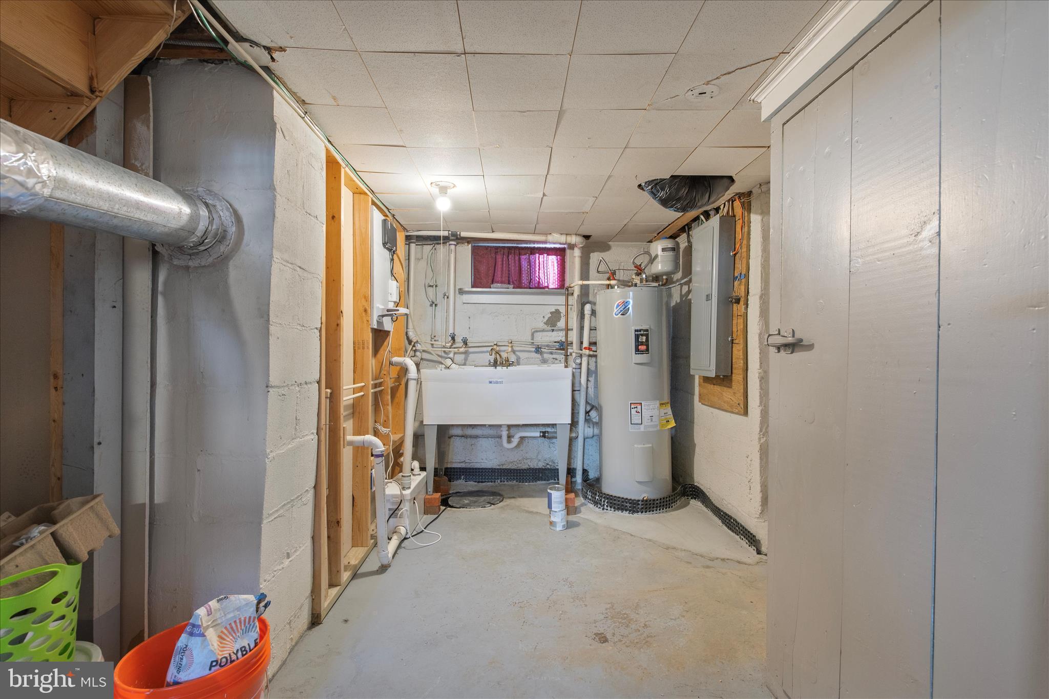 168 Meadow Road Pasadena, MD 21122 - Photo 29 of 36