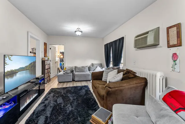 $625,000 | 1500 26th Avenue Northeast, Minneapolis, MN 55418