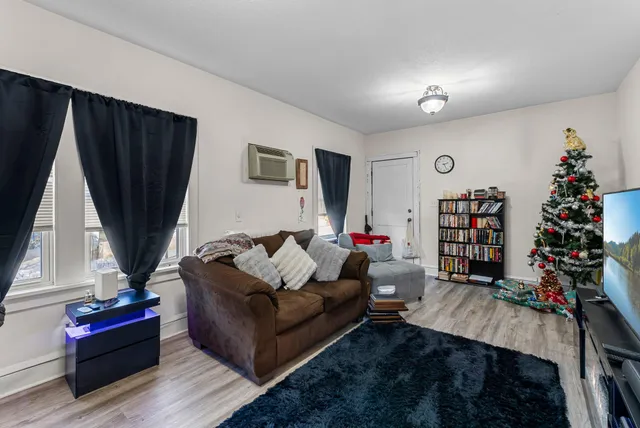 $625,000 | 1500 26th Avenue Northeast, Minneapolis, MN 55418