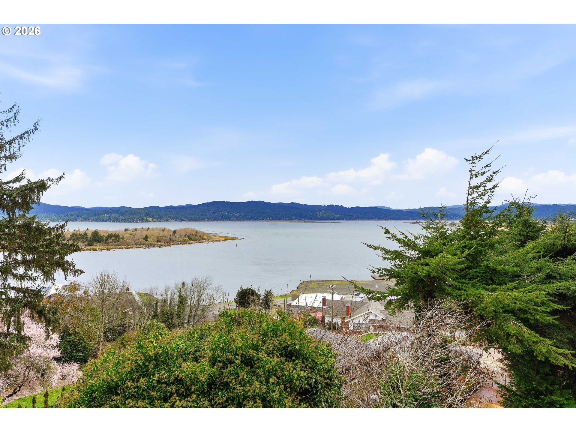290 North 3rd Court, Unit 7 Coos Bay, OR 97420 - Photo 32 of 32