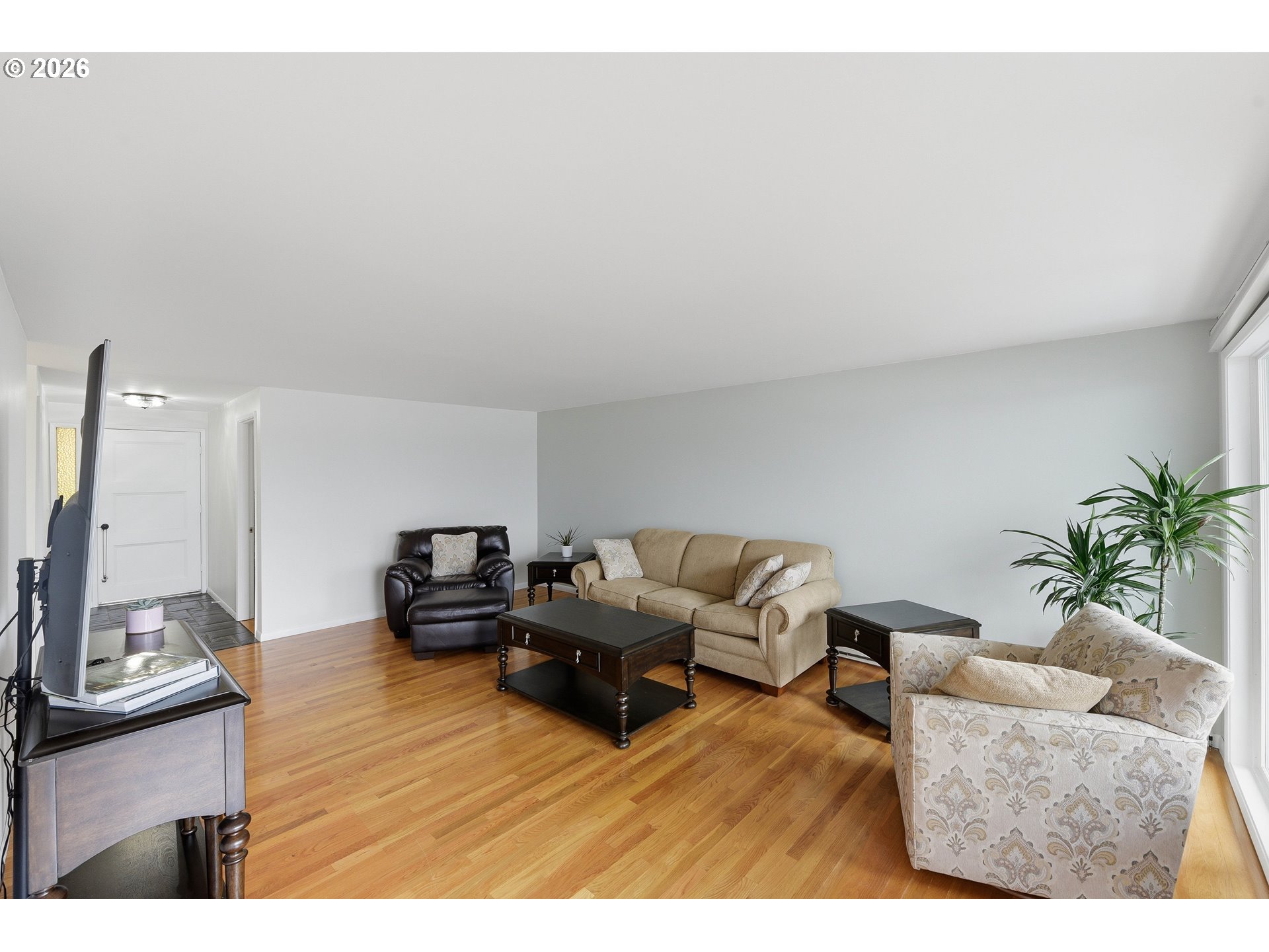 290 North 3rd Court, Unit 7 Coos Bay, OR 97420 - Photo 5 of 32