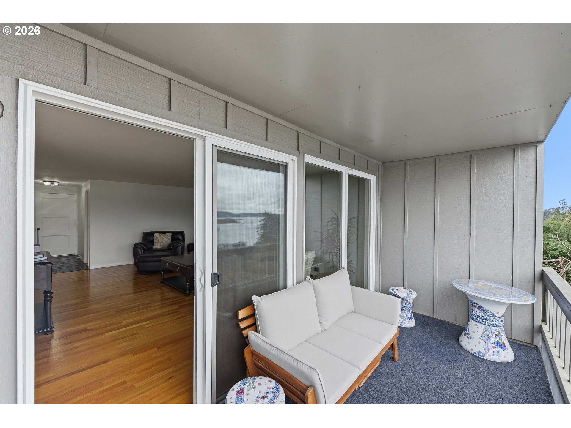 290 North 3rd Court, Unit 7 Coos Bay, OR 97420 - Photo 6 of 32