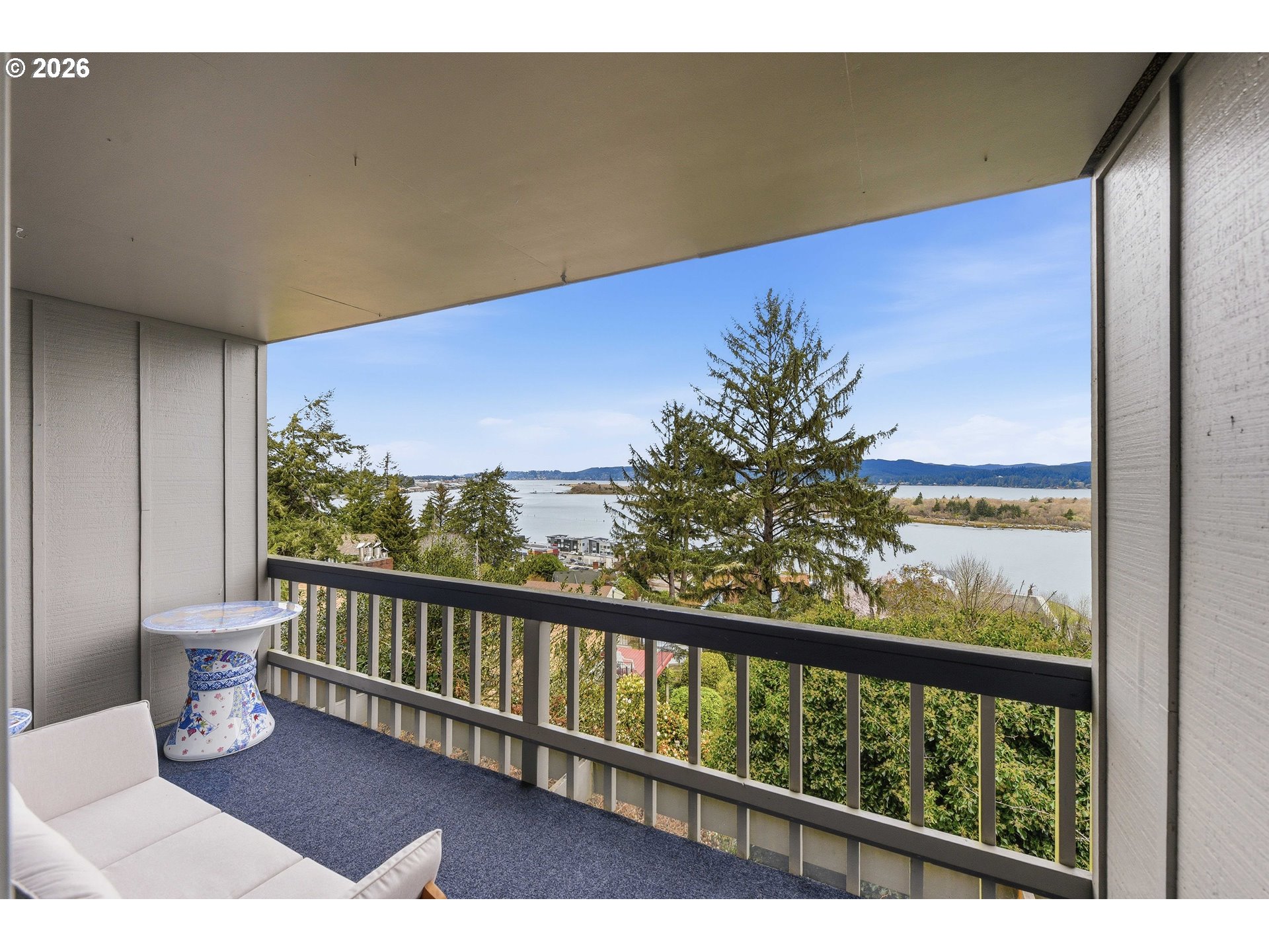 290 North 3rd Court, Unit 7 Coos Bay, OR 97420 - Photo 7 of 32