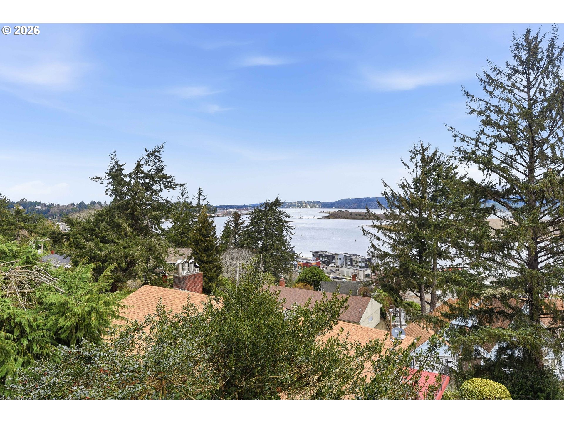 290 North 3rd Court, Unit 7 Coos Bay, OR 97420 - Photo 8 of 32