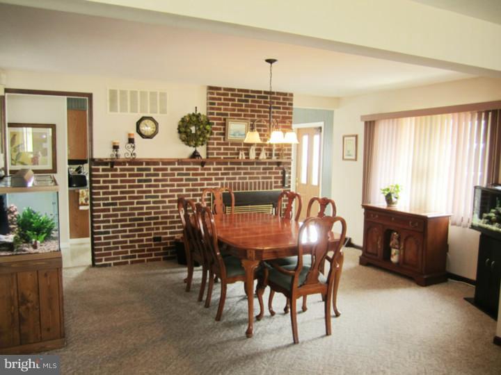 9116 Verree Road Philadelphia, PA 19115 - Photo 5 of 23