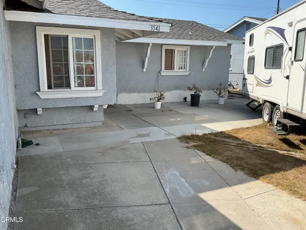 $3,850 | 3541 G Street, Oxnard, CA 93033