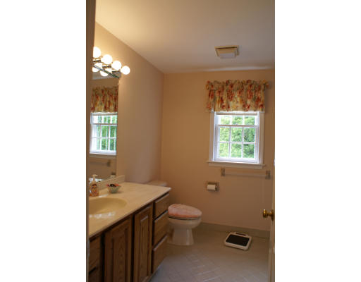 15 South Rindge Avenue Lexington, MA 02420 - Photo 11 of 15 Gallery Image 11