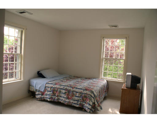 15 South Rindge Avenue Lexington, MA 02420 - Photo 8 of 15 Gallery Image 8