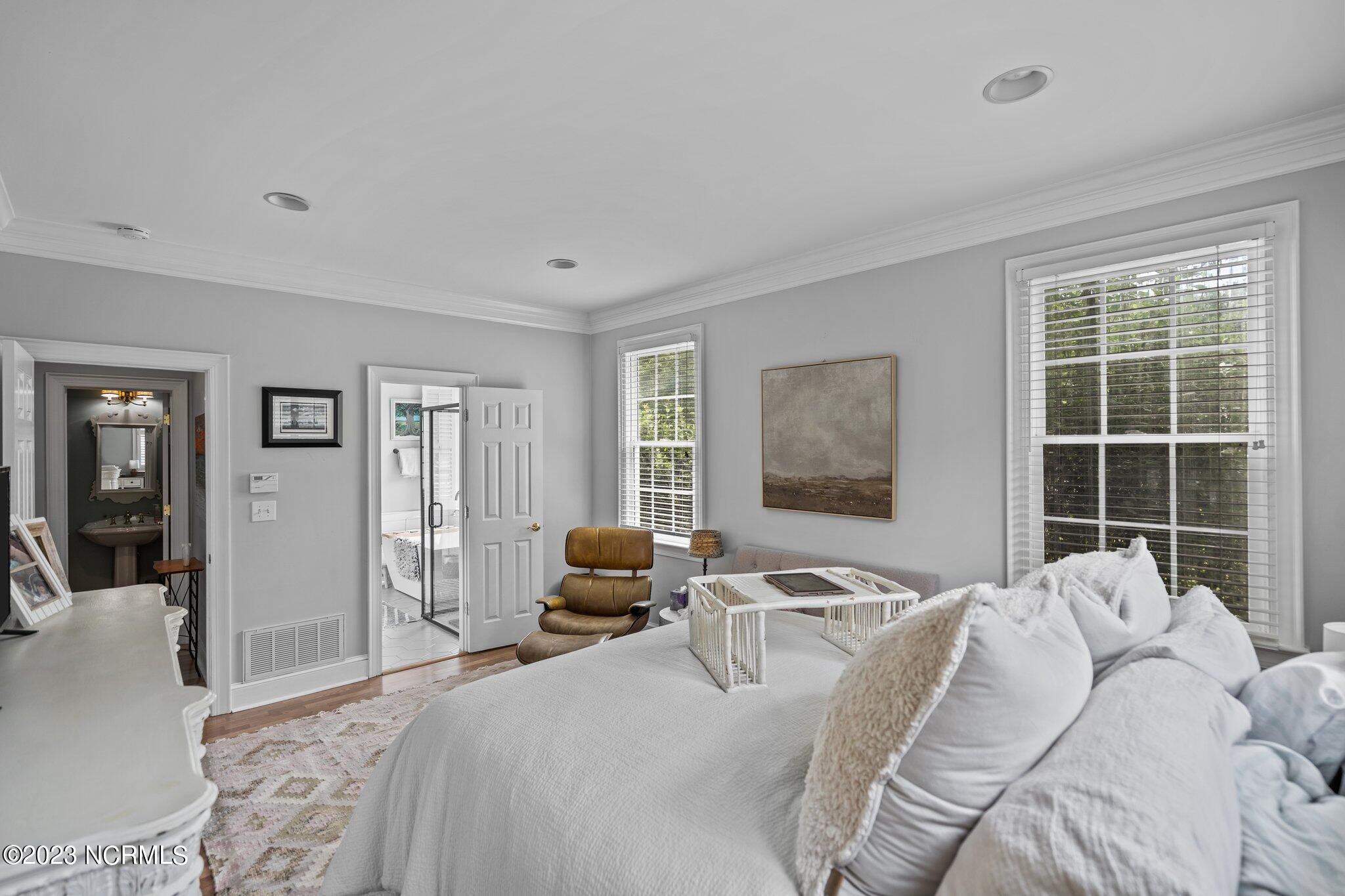 370 Whitebridge Road Hampstead, NC 28443 - Photo 21 of 103 73-web-or-mls-DSC05897