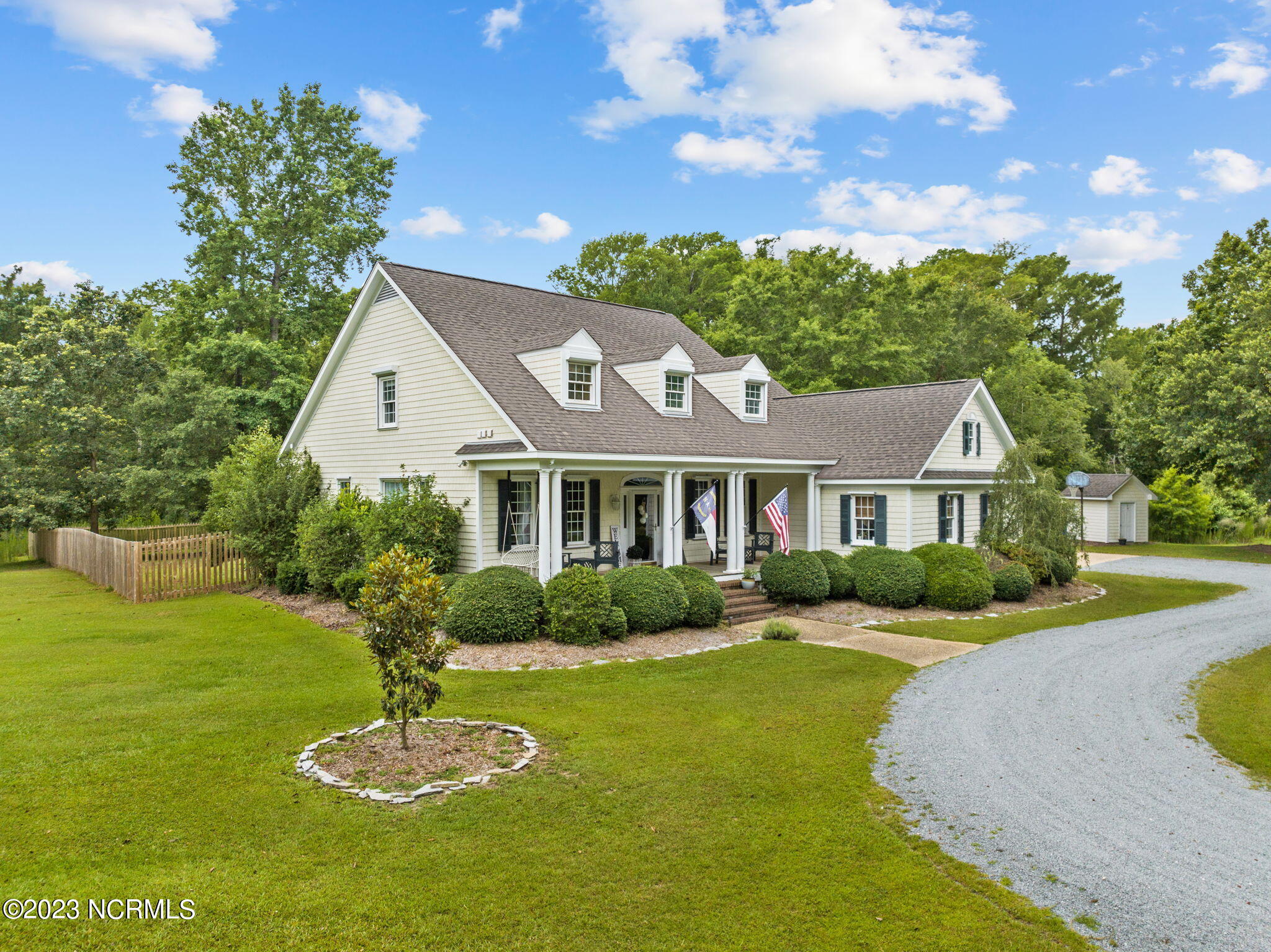 370 Whitebridge Road Hampstead, NC 28443 - Photo 4 of 103 108-web-or-mls-DJI_0428_1